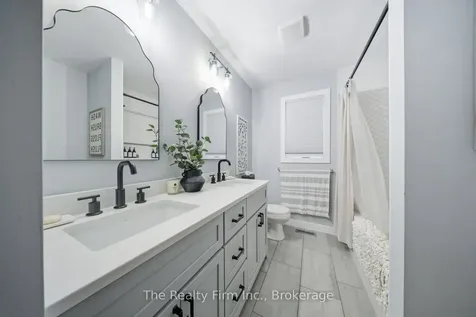 515 Hummingbird Crescent Woodstock ON N4T 1V9