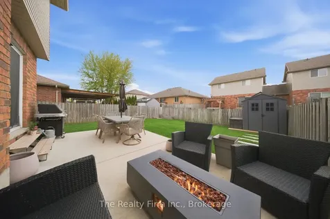 515 Hummingbird Crescent Woodstock ON N4T 1V9