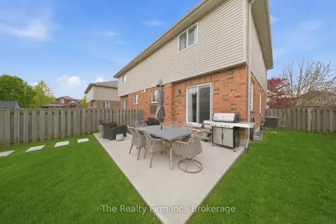 515 Hummingbird Crescent Woodstock ON N4T 1V9