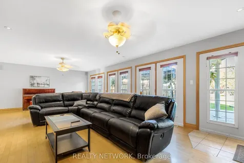 3734 Sinnicks Avenue Niagara Falls ON L2J 2G7