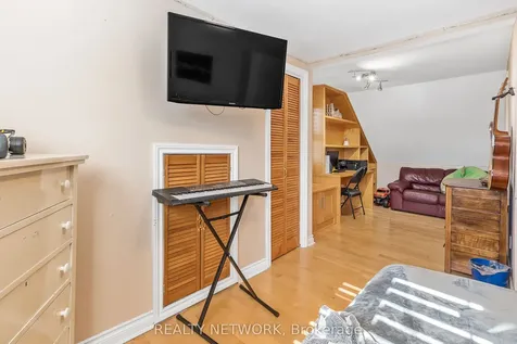 3734 Sinnicks Avenue Niagara Falls ON L2J 2G7