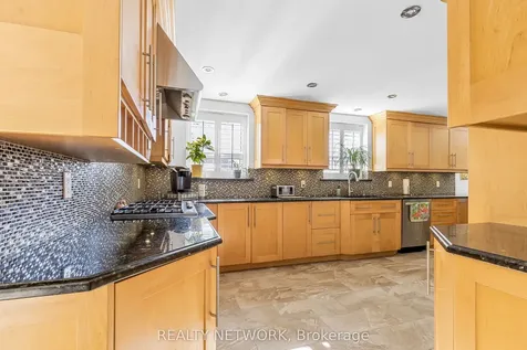 3734 Sinnicks Avenue Niagara Falls ON L2J 2G7