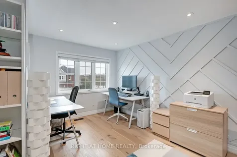 80 Forest Ridge Avenue Hamilton ON L8B 1V4