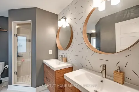 80 Forest Ridge Avenue Hamilton ON L8B 1V4