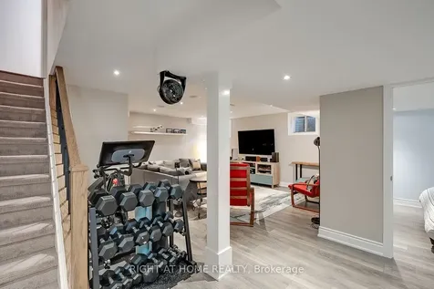 80 Forest Ridge Avenue Hamilton ON L8B 1V4