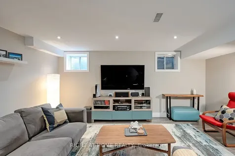 80 Forest Ridge Avenue Hamilton ON L8B 1V4