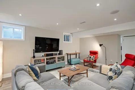 80 Forest Ridge Avenue Hamilton ON L8B 1V4