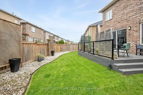 80 Forest Ridge Avenue Hamilton ON L8B 1V4