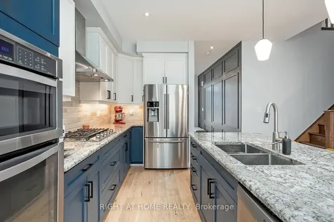 80 Forest Ridge Avenue Hamilton ON L8B 1V4
