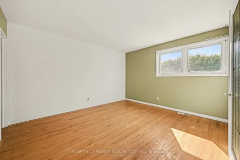 182 Abbotsford Road Kanata ON K2L 1C9