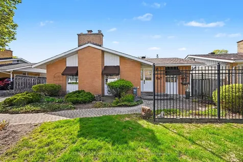 182 Abbotsford Road Kanata ON K2L 1C9