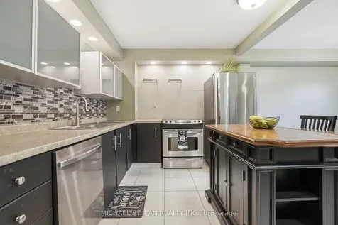 185 Denistoun Street Welland ON L3C 6J6