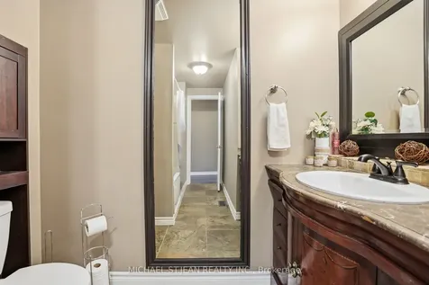 185 Denistoun Street Welland ON L3C 6J6