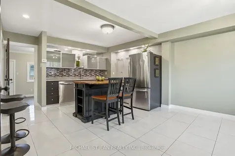 185 Denistoun Street Welland ON L3C 6J6