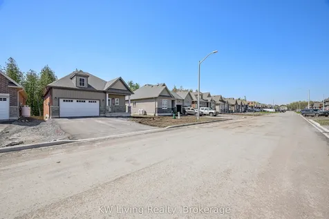 55 Hillcroft Way Kawartha Lakes ON K0M 1A0