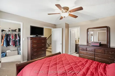 131 Bankfield Crescent Hamilton ON L8J 0B9