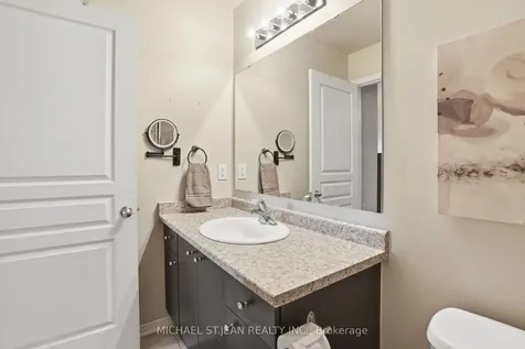 131 Bankfield Crescent Hamilton ON L8J 0B9