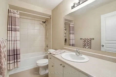 131 Bankfield Crescent Hamilton ON L8J 0B9