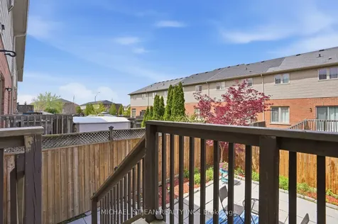 131 Bankfield Crescent Hamilton ON L8J 0B9