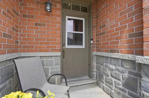 131 Bankfield Crescent Hamilton ON L8J 0B9