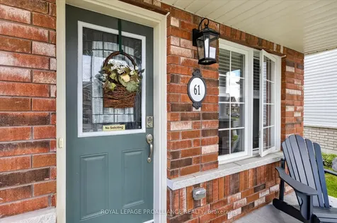 61 Briggs Grove Peterborough ON K9J 0H3