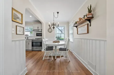 23 Northdale Drive St. Catharines ON L2M 3N8