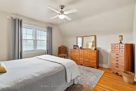 23 Northdale Drive St. Catharines ON L2M 3N8