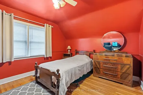 23 Northdale Drive St. Catharines ON L2M 3N8
