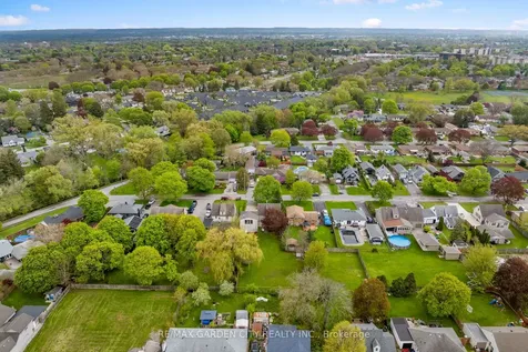 23 Northdale Drive St. Catharines ON L2M 3N8