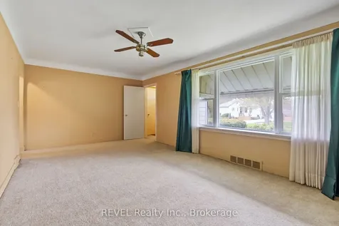 18 Nickerson Avenue St. Catharines ON L2N 3M2