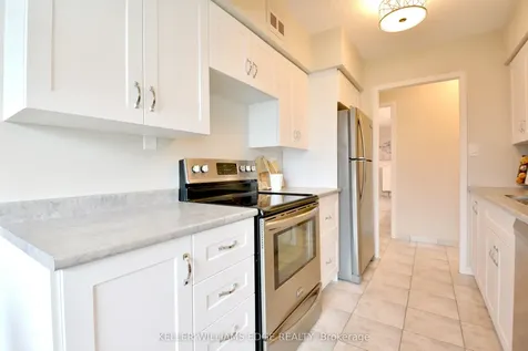 180 Limeridge Road W Hamilton ON L9C 7C7