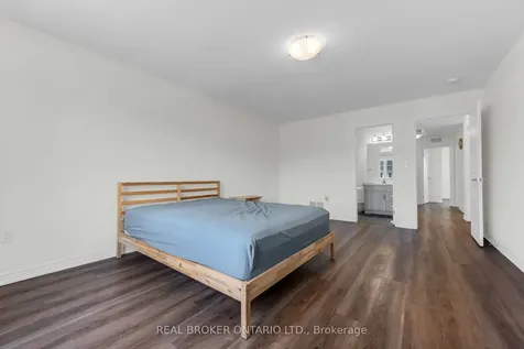 123 Sycamore Street Welland ON L3C 0H9