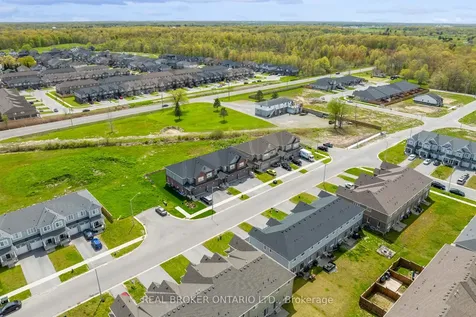 123 Sycamore Street Welland ON L3C 0H9