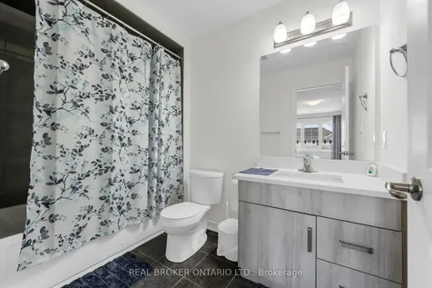 123 Sycamore Street Welland ON L3C 0H9