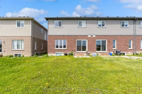 123 Sycamore Street Welland ON L3C 0H9