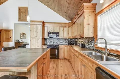 10849 Lakeshore Road W Wainfleet ON L3K 5V4