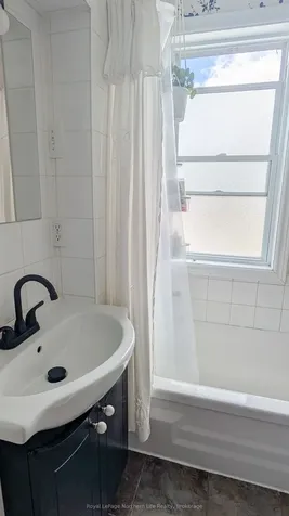 137 Fourth Avenue W North Bay ON P1B 3M7
