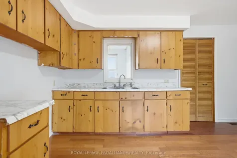58 John Street Quinte West ON K8V 1J8