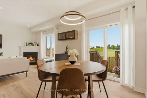 73 Medici Lane Hamilton ON L9B 0H3
