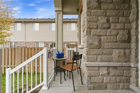 73 Medici Lane Hamilton ON L9B 0H3