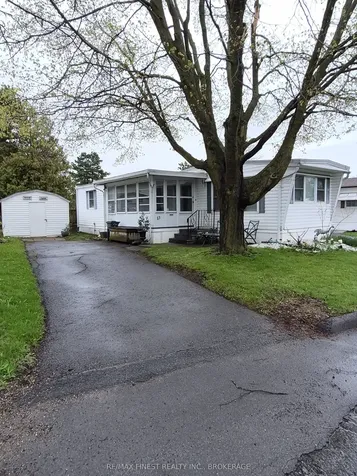 13 Wentworth Drive Kingston ON K7K 5E1