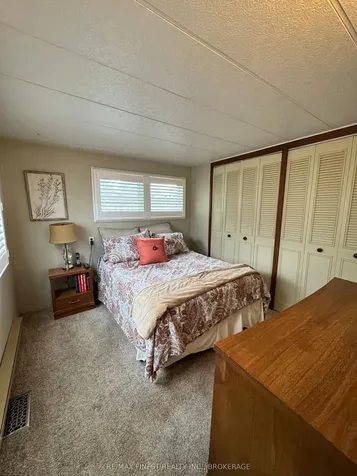 13 Wentworth Drive Kingston ON K7K 5E1