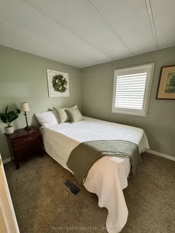 13 Wentworth Drive Kingston ON K7K 5E1
