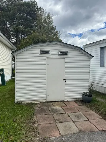 13 Wentworth Drive Kingston ON K7K 5E1
