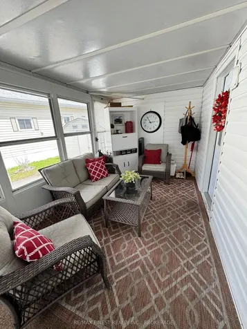 13 Wentworth Drive Kingston ON K7K 5E1