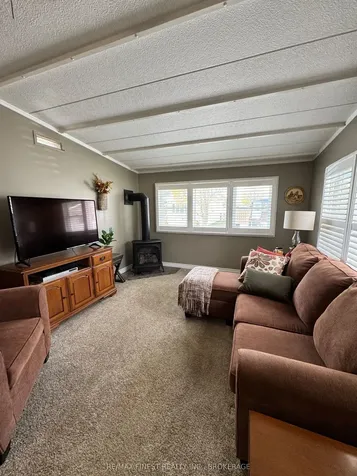 13 Wentworth Drive Kingston ON K7K 5E1