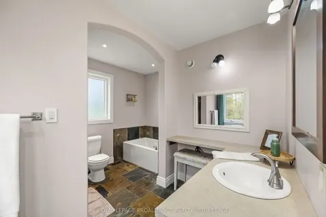 730 Roblin Road Greater Napanee ON K0K 2W0
