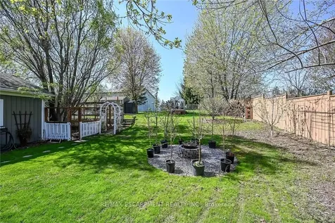 41 Fife Street W Haldimand ON N3W 1J1