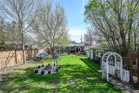 41 Fife Street W Haldimand ON N3W 1J1