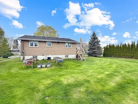 60 Catalina Drive Quinte West ON K8R 1C5